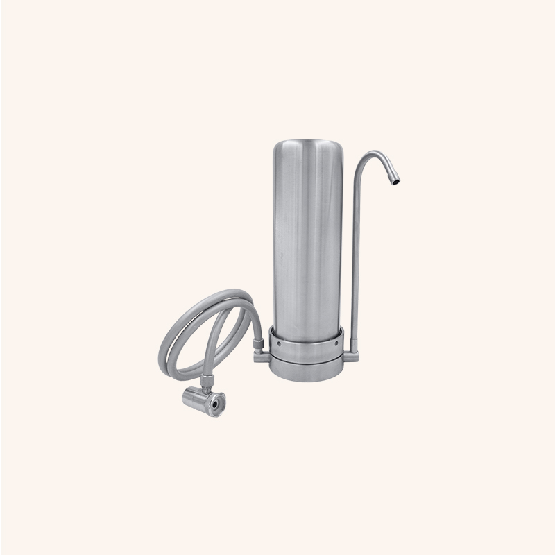 hydropure-filtre-sur-vier-100-inox-sur-plan-de-travail image 1