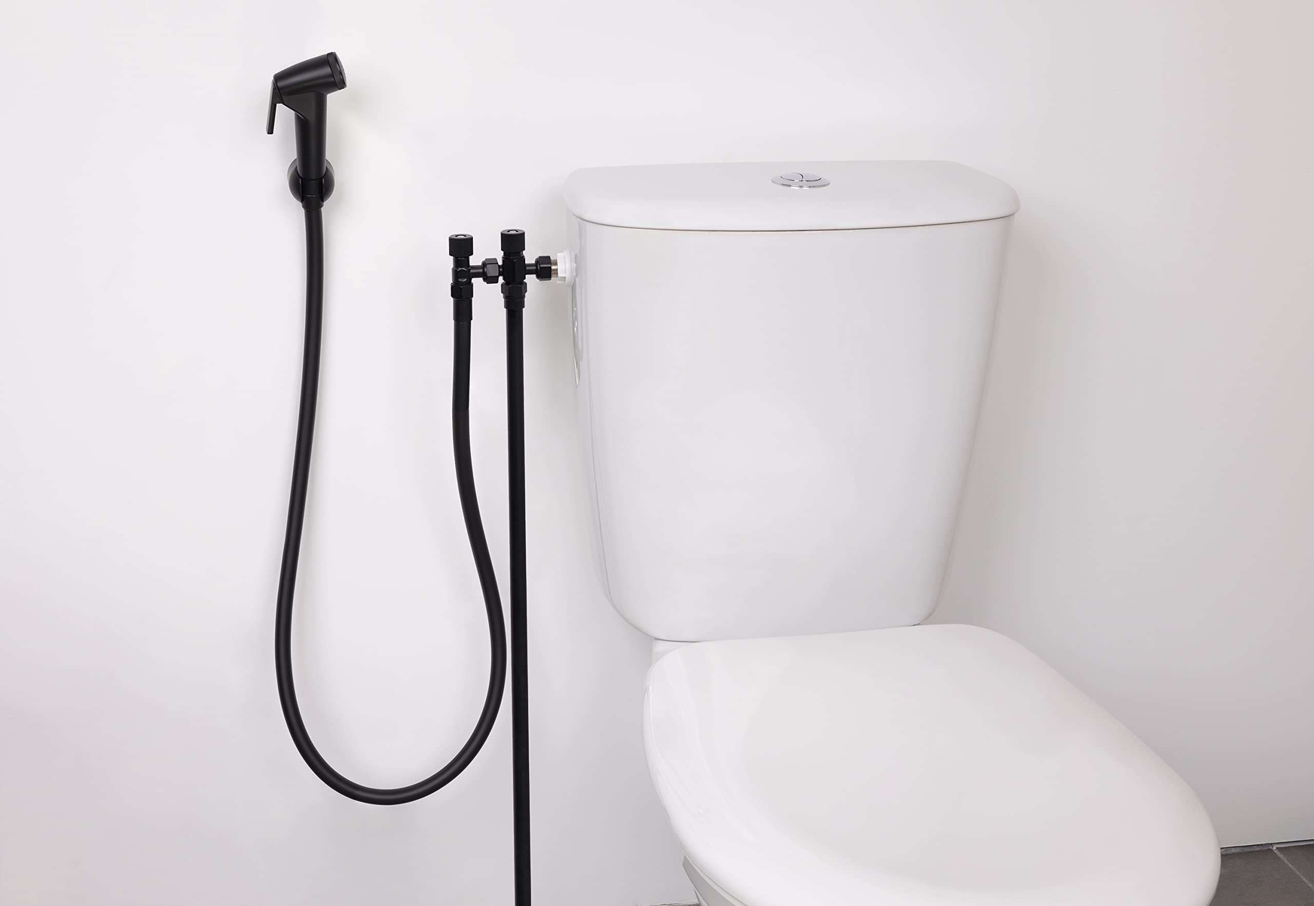 noyon-thiebault-kit-hygi-ne-wc-noir-mat-avec-douchette-robinet-3-voies image 6