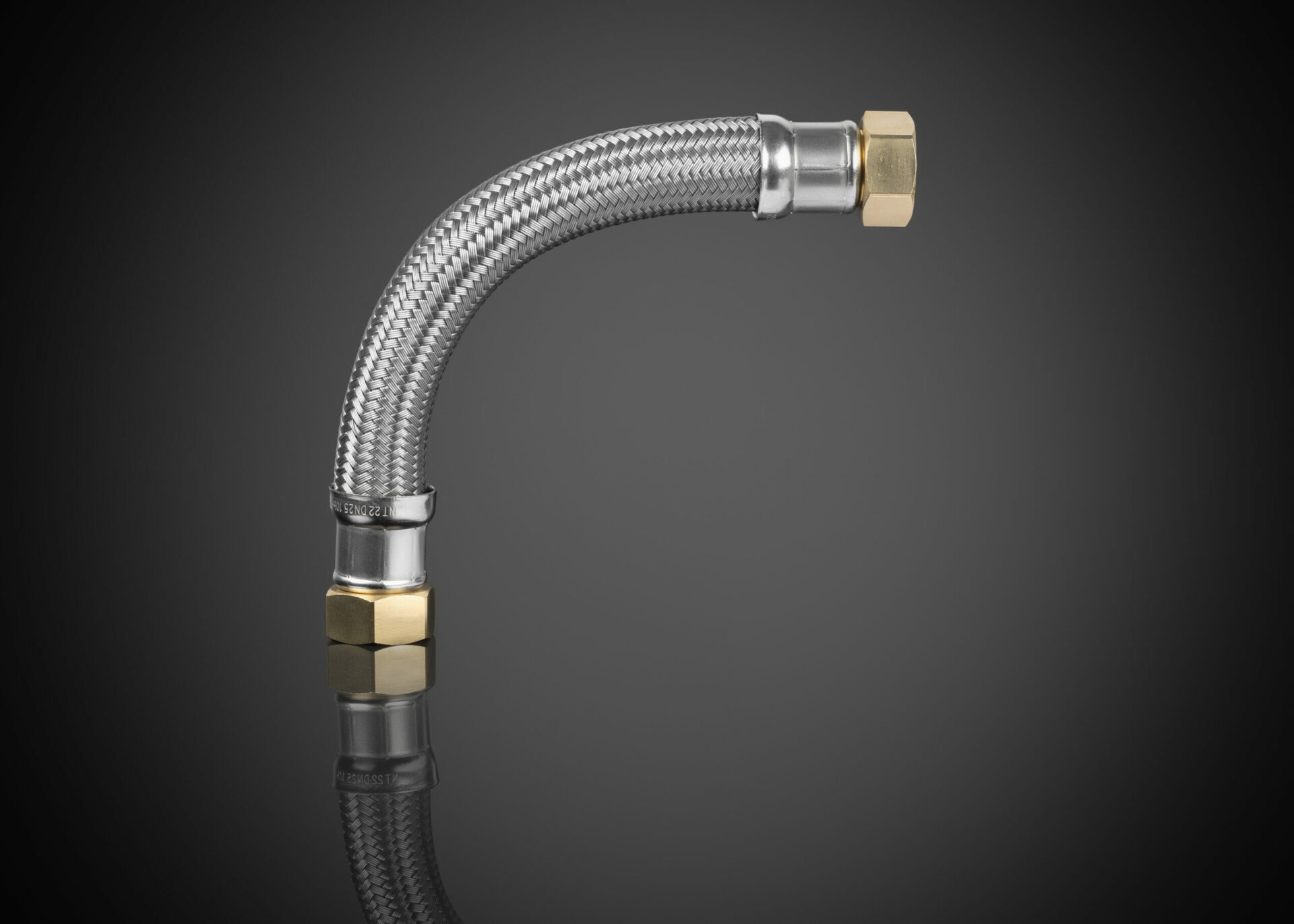 tucai-river-tp-dn19-dn25-flexible-acier-galvanis-industriel image 1